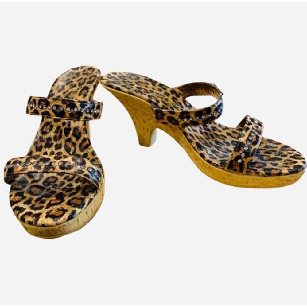 Leopard print wedges size 10. Very comfortable shoes Gently used Rhinestone trim